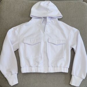 White Zip-Up Front Pocket Jacket